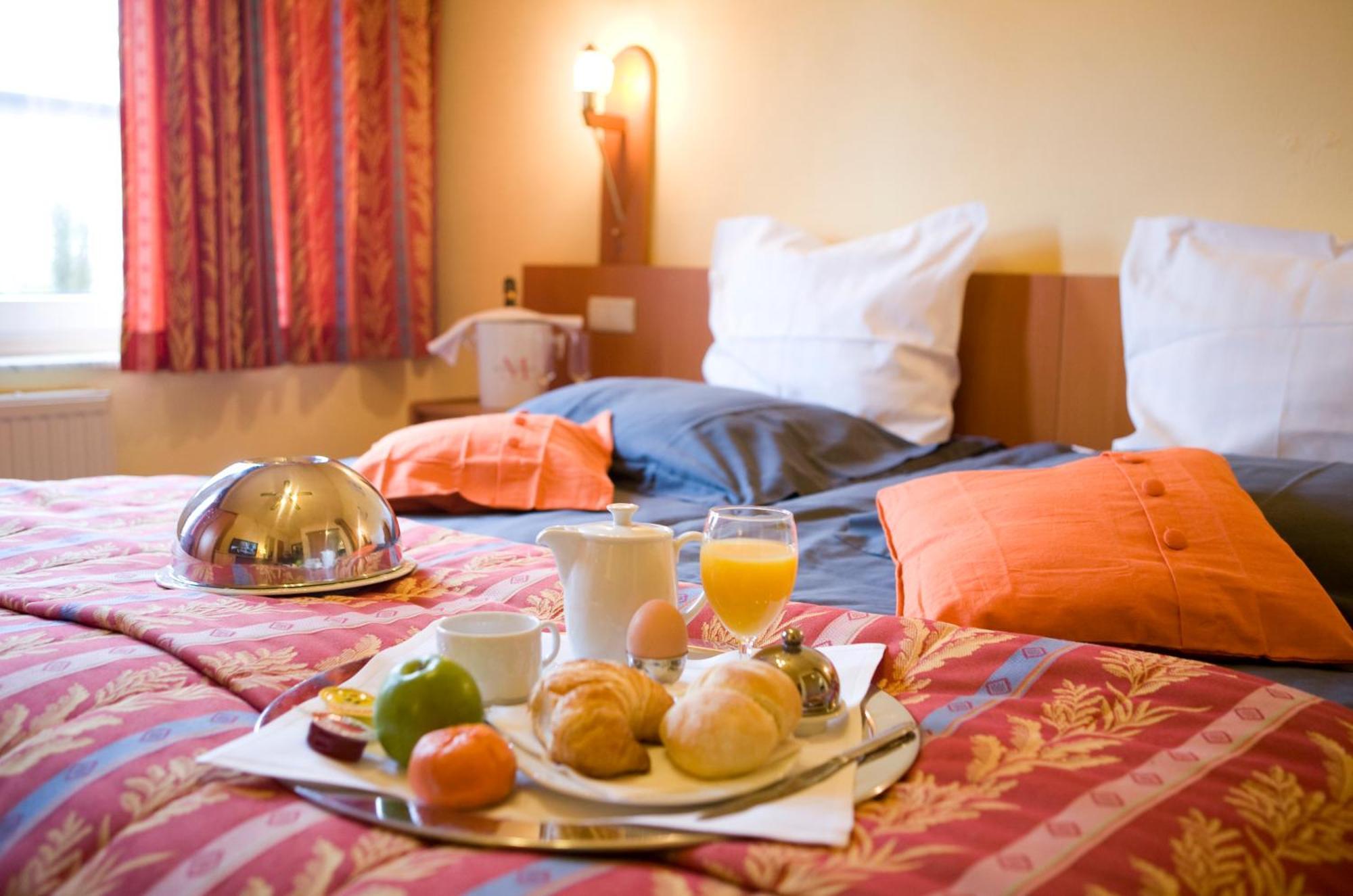 Hotel 'T Hert Genk Kültér fotó