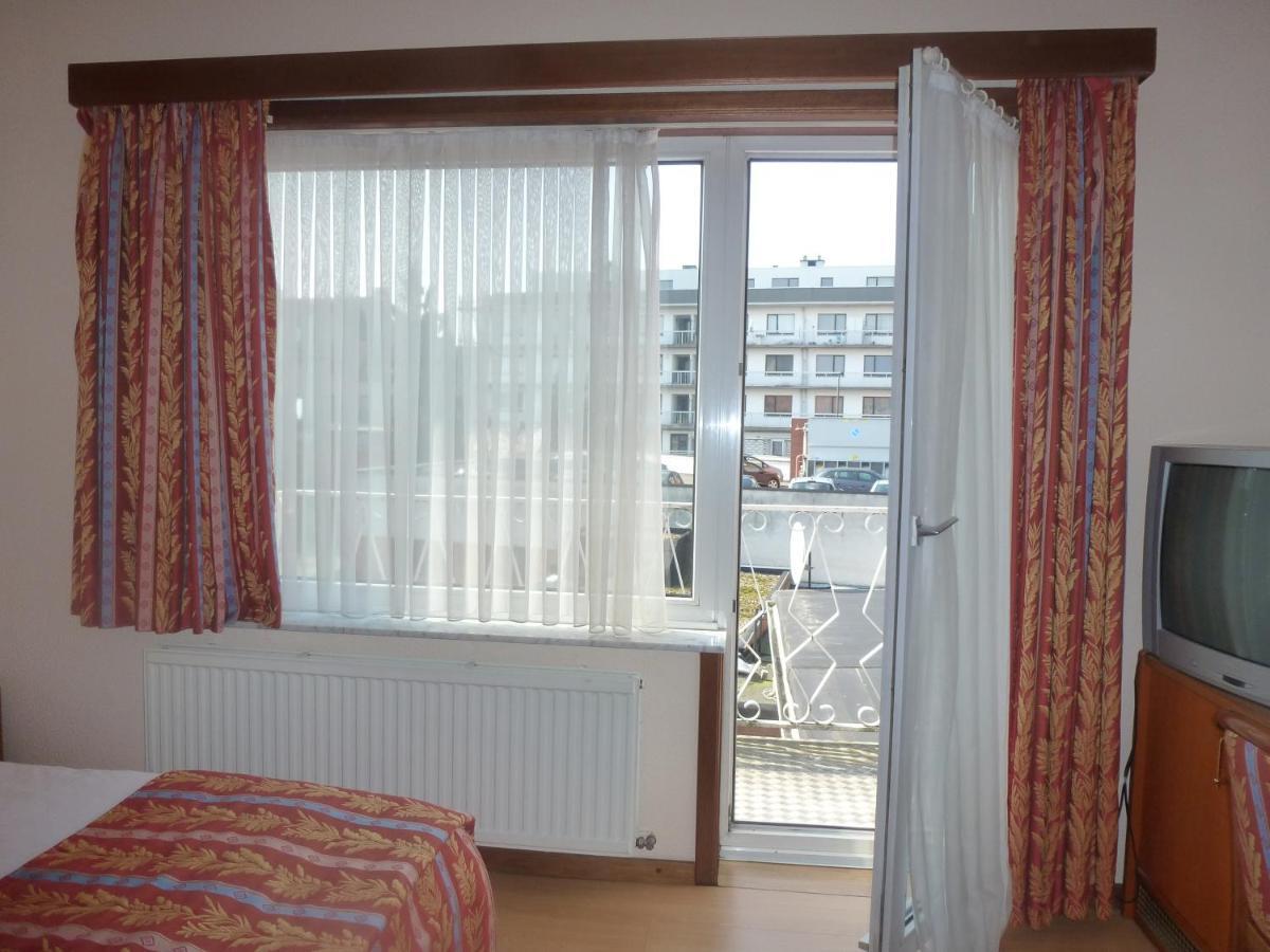 Hotel 'T Hert Genk Szoba fotó